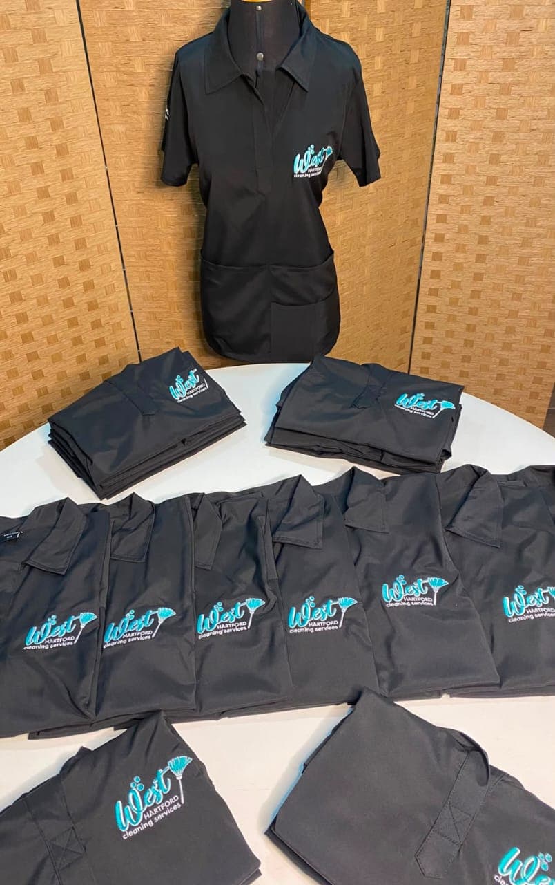 Aventais e uniformes para a West Hartford Cleaning Services
